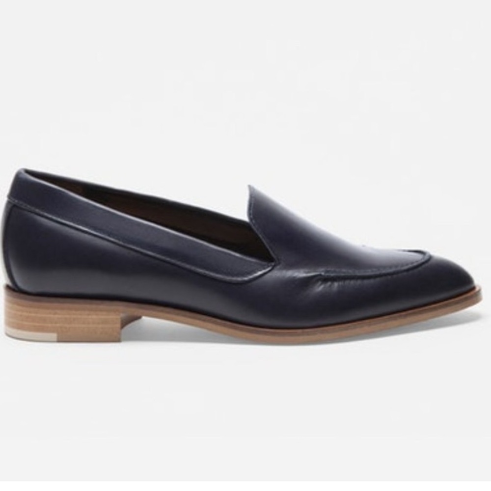 EVERLANE  The Modern Loafer in Navy Leather, stacked Heel, Pointed Toe, size 7.5 - Picture 4 of 15